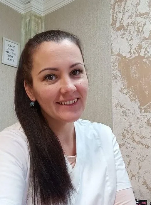 Sipos Anita okleveles speciális lábápoló